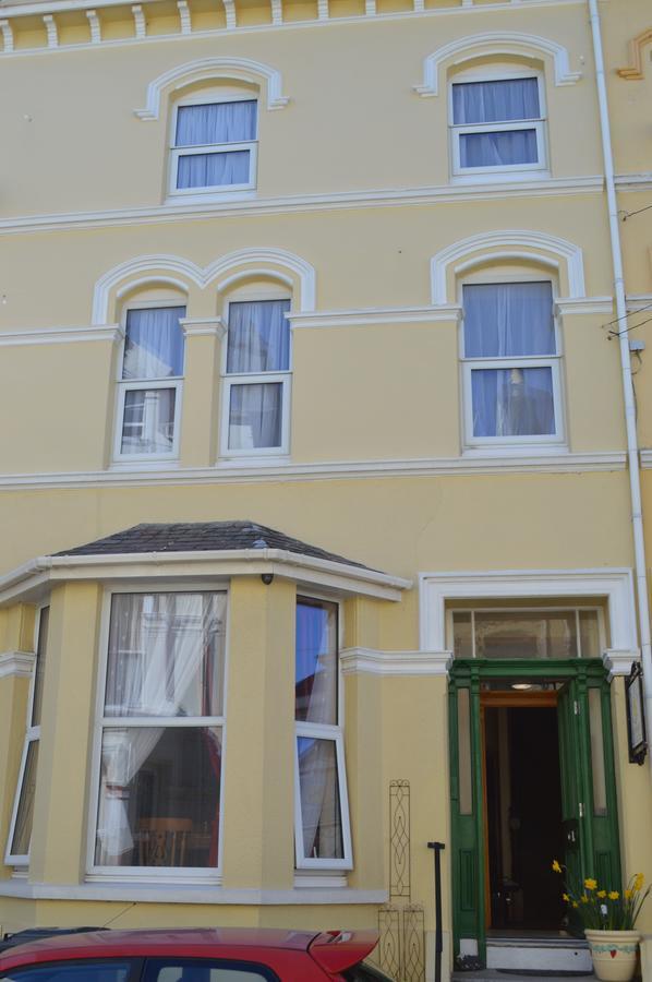 Sea Breeze Guest House Douglas Exterior photo